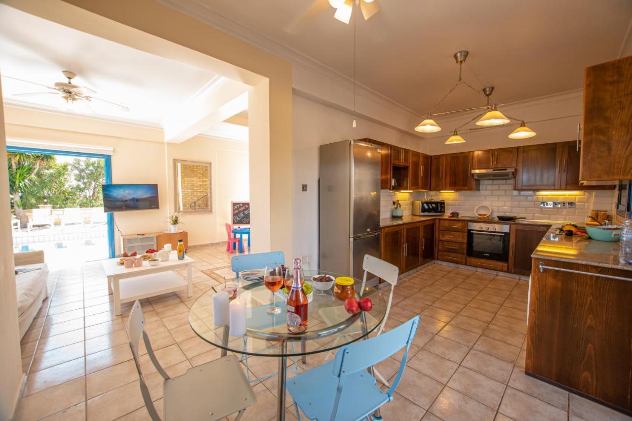 Ayia Napa Blue Villa Ngoại thất bức ảnh