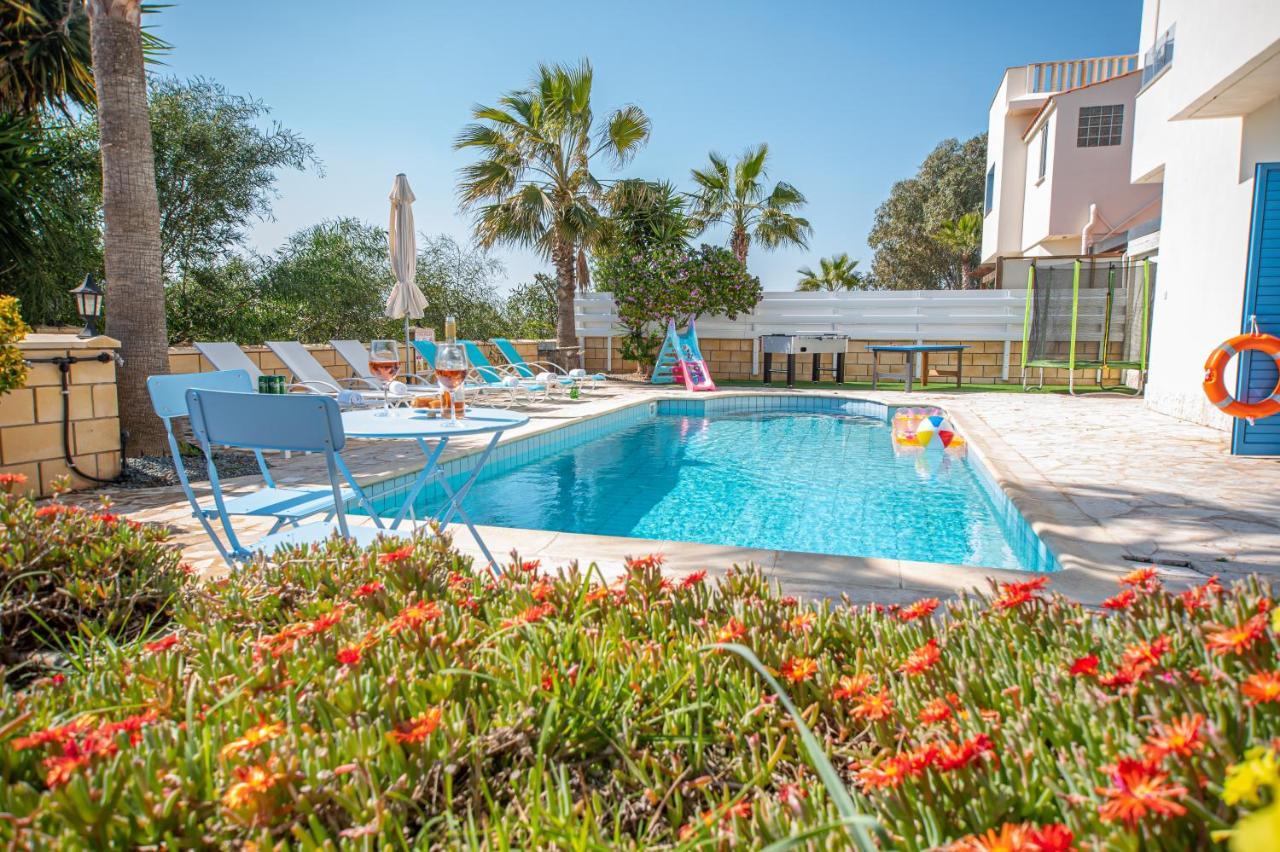 Ayia Napa Blue Villa Ngoại thất bức ảnh