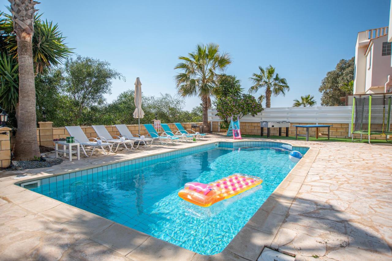 Ayia Napa Blue Villa Ngoại thất bức ảnh